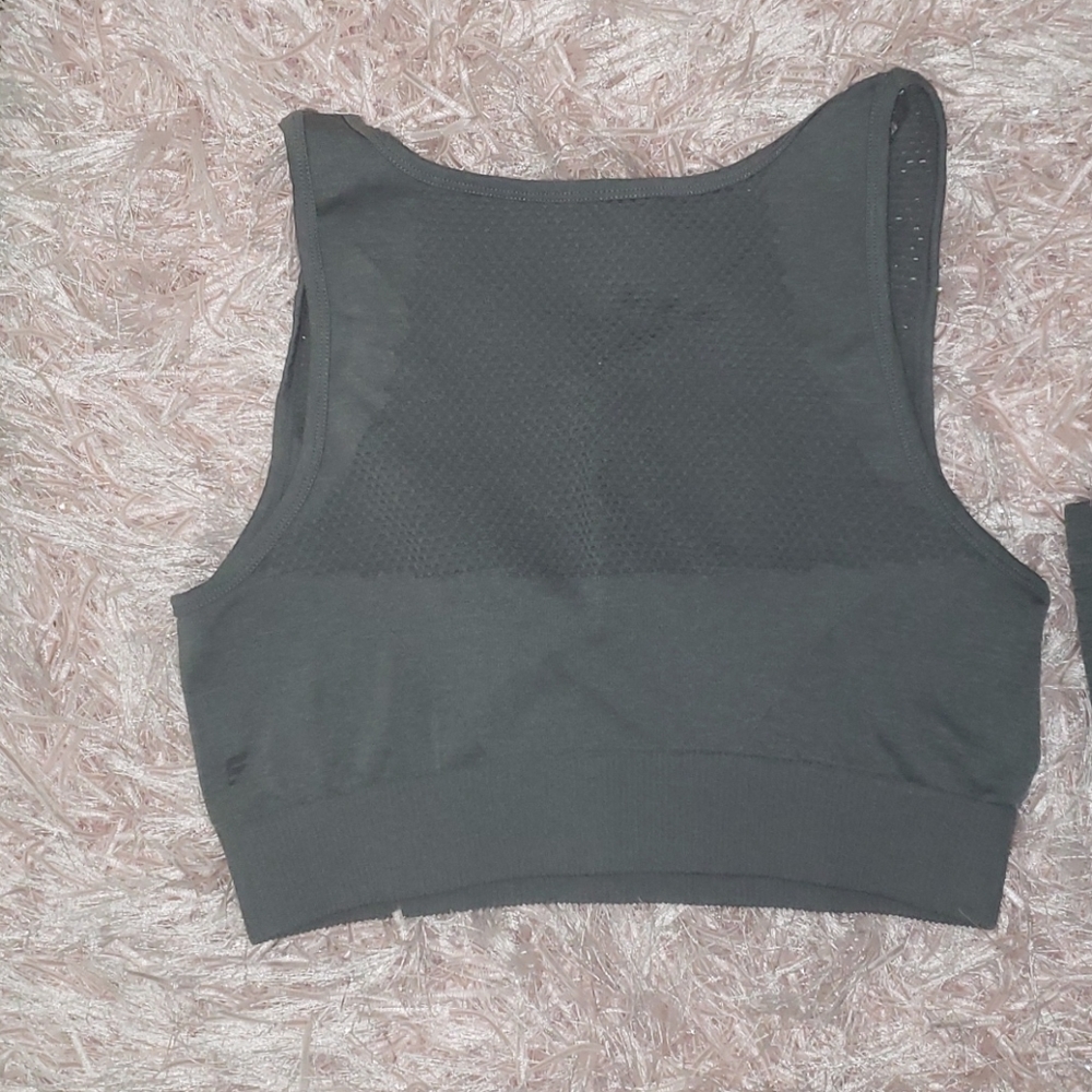Seamless Fabletics set - Picture 3 of 5